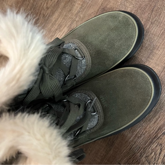 SOREL Tivoli olive green suede snow boot - Picture 7 of 13
